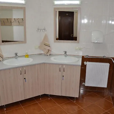 Severyn Lv Hostel Lemberg